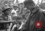Immagine di Stati Uniti Marines Tacloban città isola di Leyte Filippine, 1945, secondo 62 filmato di repertorio 65675041588