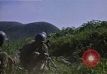 Standbild Marine Truppen Naktong Fluss Korea, 1950, aus Sekunde 26 historischem Filmmaterial Videoclip 65675041597