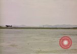 Standbild F4U Corsair Korea, 1950, aus Sekunde 8 historischem Filmmaterial Videoclip 65675041598