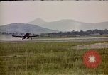 Standbild F4U Corsair Korea, 1950, aus Sekunde 15 historischem Filmmaterial Videoclip 65675041598