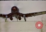 Standbild F4U Corsair Korea, 1950, aus Sekunde 34 historischem Filmmaterial Videoclip 65675041598