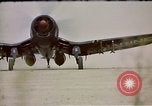 Standbild F4U Corsair Korea, 1950, aus Sekunde 35 historischem Filmmaterial Videoclip 65675041598