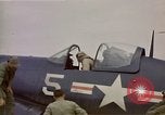 Standbild F4U Corsair Korea, 1950, aus Sekunde 56 historischem Filmmaterial Videoclip 65675041598