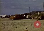 Standbild zerstörten Automobil Korea, 1950, aus Sekunde 6 historischem Filmmaterial Videoclip 65675041599