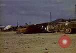 Standbild zerstörten Automobil Korea, 1950, aus Sekunde 10 historischem Filmmaterial Videoclip 65675041599