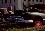 Standbild zerstörten Automobil Korea, 1950, aus Sekunde 29 historischem Filmmaterial Videoclip 65675041599