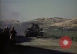 Immagine di North Korean soldier catturato Corea, 1950, secondo 61 filmato di repertorio 65675041613