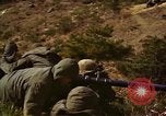 Immagine di Stati Uniti Marines nella guerra di Corea Hoengsong Corea, 1951, secondo 14 filmato di repertorio 65675041614