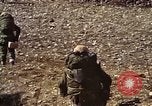 Immagine di Stati Uniti Marines nella guerra di Corea Hoengsong Corea, 1951, secondo 57 filmato di repertorio 65675041614