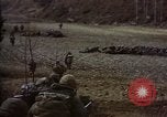 Standbild Vereinigten Staaten Marines im Kampf während des Korea Krieges Hoengsong Korea, 1951, aus Sekunde 6 historischem Filmmaterial Videoclip 65675041615