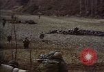Standbild Vereinigten Staaten Marines im Kampf während des Korea Krieges Hoengsong Korea, 1951, aus Sekunde 8 historischem Filmmaterial Videoclip 65675041615