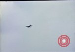 Standbild US Marine F4U Korsaren bieten Close Air Support 7 Marine Behandlungsschema Hoengsong Korea, 1951, aus Sekunde 7 historischem Filmmaterial Videoclip 65675041616