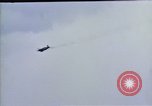 Standbild US Marine F4U Korsaren bieten Close Air Support 7 Marine Behandlungsschema Hoengsong Korea, 1951, aus Sekunde 9 historischem Filmmaterial Videoclip 65675041616