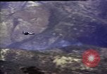 Standbild US Marine F4U Korsaren bieten Close Air Support 7 Marine Behandlungsschema Hoengsong Korea, 1951, aus Sekunde 18 historischem Filmmaterial Videoclip 65675041616