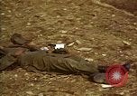 Standbild Atrocity Opfer von Hoengsong Hinterhalt in Korea Krieg Hoengsong Korea, 1951, aus Sekunde 53 historischem Filmmaterial Videoclip 65675041617
