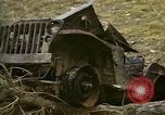 Standbild zerstörten US-Militär Lkw nach Hoengsong Massaker Hoengsong Korea, 1951, aus Sekunde 11 historischem Filmmaterial Videoclip 65675041618