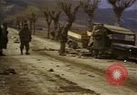Standbild zerstörten US-Militär Lkw nach Hoengsong Massaker Hoengsong Korea, 1951, aus Sekunde 29 historischem Filmmaterial Videoclip 65675041618