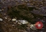 Standbild zerstörten US-Militär Lkw nach Hoengsong Massaker Hoengsong Korea, 1951, aus Sekunde 39 historischem Filmmaterial Videoclip 65675041618