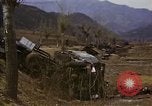 Standbild zerstörten US-Militär Lkw nach Hoengsong Massaker Hoengsong Korea, 1951, aus Sekunde 46 historischem Filmmaterial Videoclip 65675041618