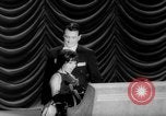 Standbild Oscar Awards California United States USA, 1962, aus Sekunde 22 historischem Filmmaterial Videoclip 65675041638
