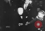 Standbild Winston Churchill Vereinigtes Königreich, 1951, aus Sekunde 57 historischem Filmmaterial Videoclip 65675041640