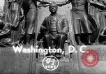 Standbild Samuel Gompers Washington DC USA, 1951, aus Sekunde 3 historischem Filmmaterial Videoclip 65675041641