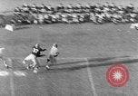 Standbild Fußballspiel Los Angeles California USA, 1951, aus Sekunde 26 historischem Filmmaterial Videoclip 65675041643
