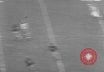 Standbild Fußballspiel Los Angeles California USA, 1951, aus Sekunde 38 historischem Filmmaterial Videoclip 65675041643
