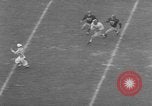 Standbild Fußballspiel Los Angeles California USA, 1951, aus Sekunde 40 historischem Filmmaterial Videoclip 65675041643