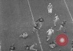 Standbild Fußballspiel Los Angeles California USA, 1951, aus Sekunde 57 historischem Filmmaterial Videoclip 65675041643