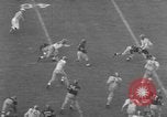 Standbild Fußballspiel Los Angeles California USA, 1951, aus Sekunde 58 historischem Filmmaterial Videoclip 65675041643