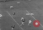 Standbild Fußballspiel Los Angeles California USA, 1951, aus Sekunde 60 historischem Filmmaterial Videoclip 65675041643