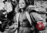 Standbild Französisch für Mode von 1953 Paris Frankreich, 1953, aus Sekunde 20 historischem Filmmaterial Videoclip 65675041651