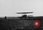 Standbild Glenn Curtiss Reims Frankreich, 1909, aus Sekunde 16 historischem Filmmaterial Videoclip 65675041653