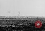 Standbild Glenn Curtiss Reims Frankreich, 1909, aus Sekunde 59 historischem Filmmaterial Videoclip 65675041653