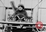 Standbild Glenn Curtiss Frankreich, 1910, aus Sekunde 6 historischem Filmmaterial Videoclip 65675041654