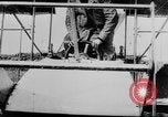Standbild Glenn Curtiss Frankreich, 1910, aus Sekunde 22 historischem Filmmaterial Videoclip 65675041654