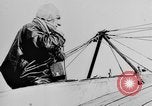 Standbild Glenn Curtiss Frankreich, 1910, aus Sekunde 40 historischem Filmmaterial Videoclip 65675041654