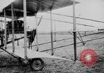Standbild Glenn Curtiss Frankreich, 1910, aus Sekunde 43 historischem Filmmaterial Videoclip 65675041654