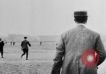 Immagine di Inizio aviazione francese Europa, 1910, secondo 41 filmato di repertorio 65675041655