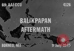 Immagine di Danni di bomba Balikpapan Borneo Indonesia, 1945, secondo 27 filmato di repertorio 65675041656