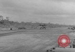 Immagine di Danni di bomba Balikpapan Borneo Indonesia, 1945, secondo 54 filmato di repertorio 65675041656