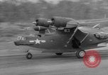 Immagine di Danni di bomba Balikpapan Borneo Indonesia, 1945, secondo 59 filmato di repertorio 65675041656