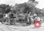 Immagine di B-29 sollevato al campo del Nord Guam, 1945, secondo 10 filmato di repertorio 65675041657