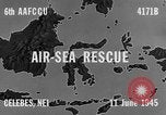 Immagine di Costruttiva PBY Catalina va in crash durante il salvataggio Air-Sea Celebes Paesi Bassi Indie Orientali, 1945, secondo 5 filmato di repertorio 65675041658