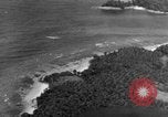 Immagine di Costruttiva PBY Catalina va in crash durante il salvataggio Air-Sea Celebes Paesi Bassi Indie Orientali, 1945, secondo 24 filmato di repertorio 65675041658