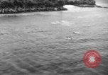 Immagine di Costruttiva PBY Catalina va in crash durante il salvataggio Air-Sea Celebes Paesi Bassi Indie Orientali, 1945, secondo 37 filmato di repertorio 65675041658