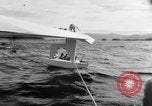 Immagine di Costruttiva PBY Catalina va in crash durante il salvataggio Air-Sea Celebes Paesi Bassi Indie Orientali, 1945, secondo 56 filmato di repertorio 65675041658