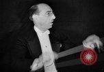 Standbild Publikum New York City USA, 1934, aus Sekunde 29 historischem Filmmaterial Videoclip 65675041681