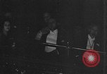 Standbild Publikum New York City USA, 1934, aus Sekunde 41 historischem Filmmaterial Videoclip 65675041681